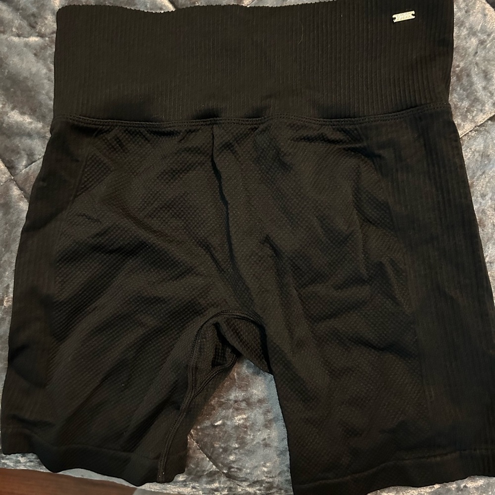 Never worn PINK Active Black Biker Shorts